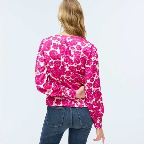 J. Crew hot pink berry plunge satin plunge blouse top covered buttons size 4 - Picture 2 of 12